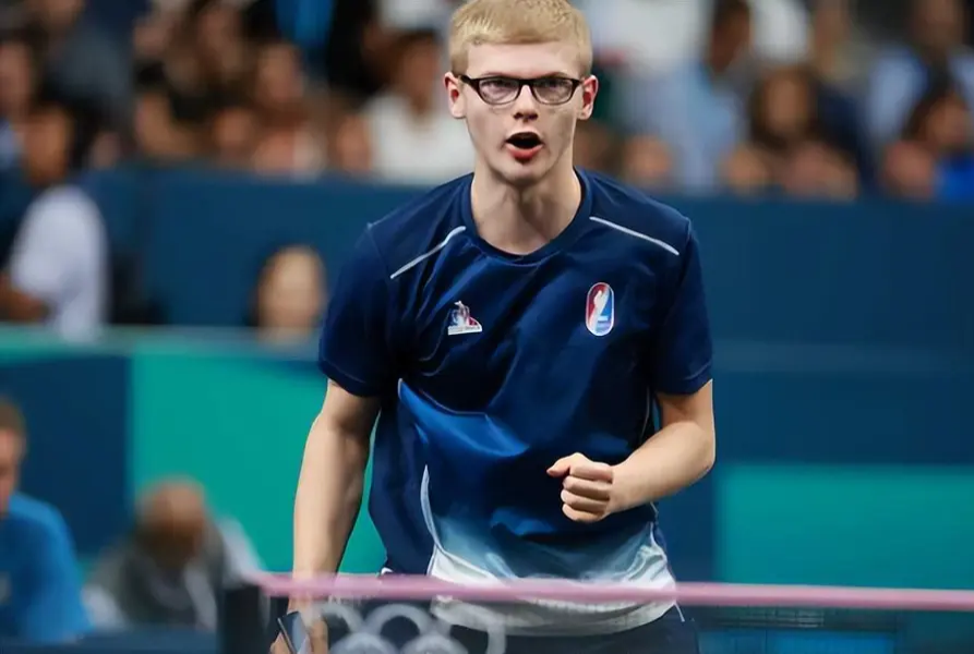 英格兰队力克法国队，樊振东点燃赛场